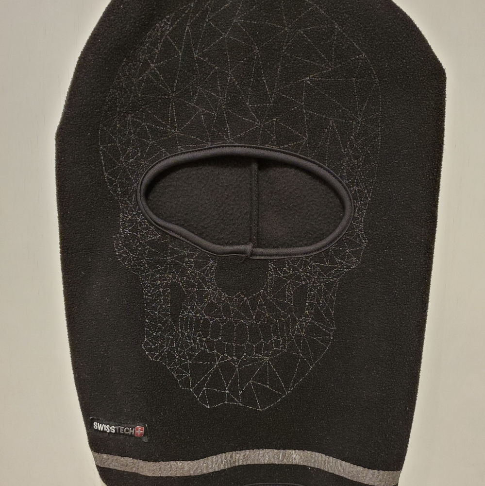 Swiss Tech Balaclava/Mask/Full Face Cover/Warmth
